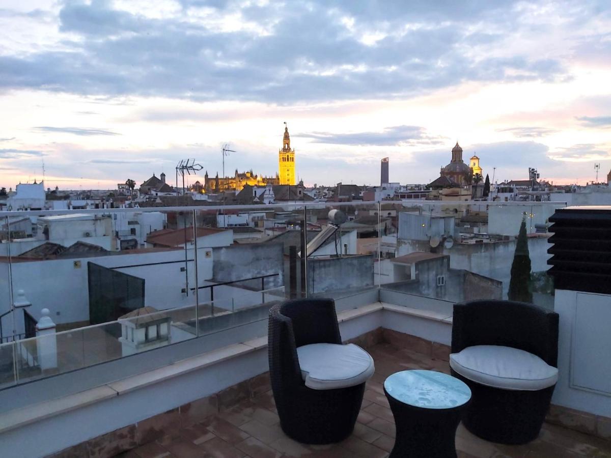 Palacio Del Siglo XVII Frente A Los Jardines De Murillo Sevilla Dış mekan fotoğraf