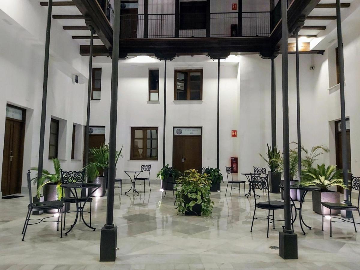 Palacio Del Siglo XVII Frente A Los Jardines De Murillo Sevilla Dış mekan fotoğraf