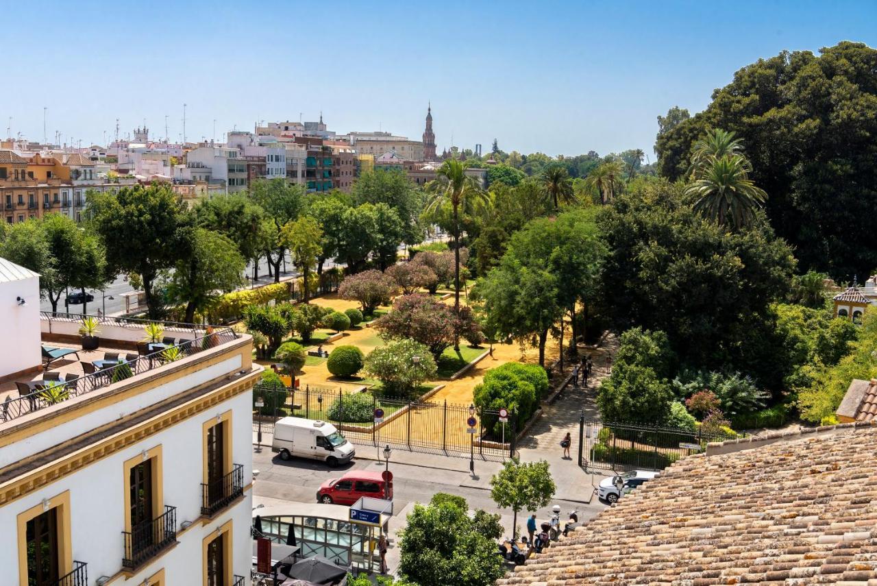 Palacio Del Siglo XVII Frente A Los Jardines De Murillo Sevilla Dış mekan fotoğraf